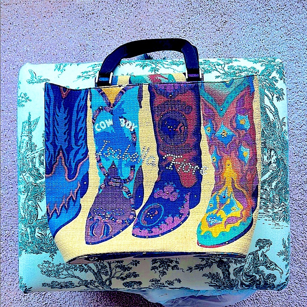 NWOT.  Isabella Fiore sturdy sparkling cowgirl design canvas shoulder handbag.